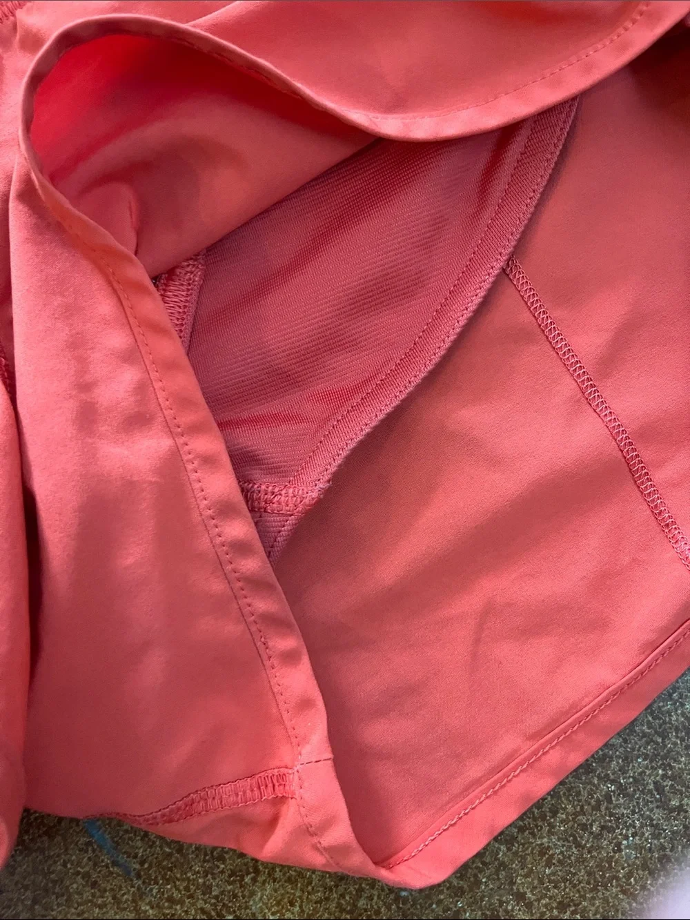 lululemon athletica lightweight coral